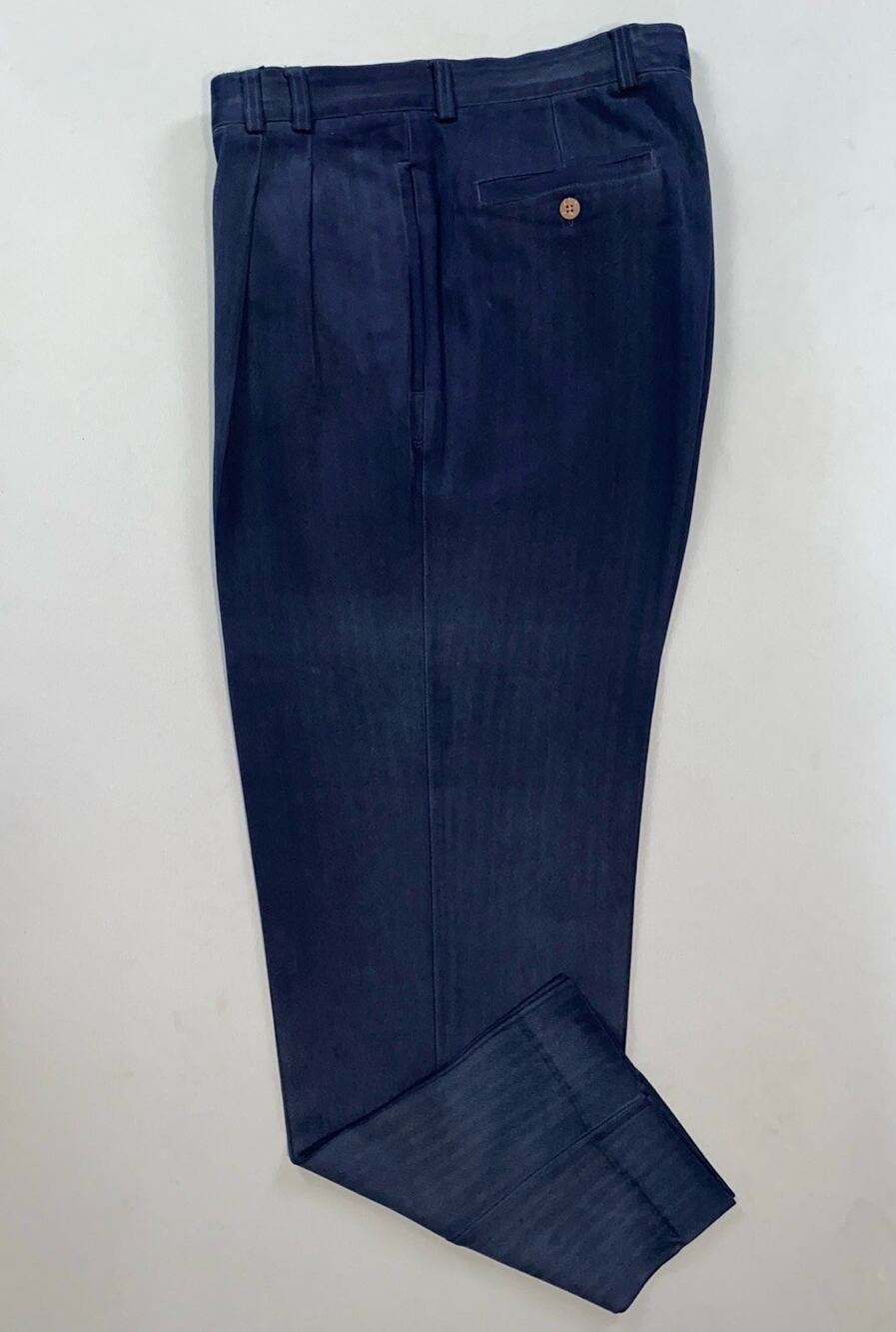 Tommy Bahama Men's Vintage Pleated 100% Silk Chino Pants. Navy Herringbone 34X30